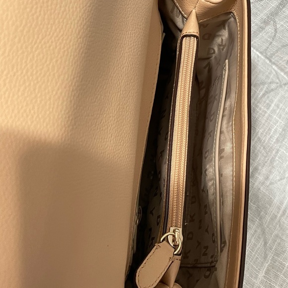 DKNY Cleo Medium Graffiti Handbag - Picture 6 of 7